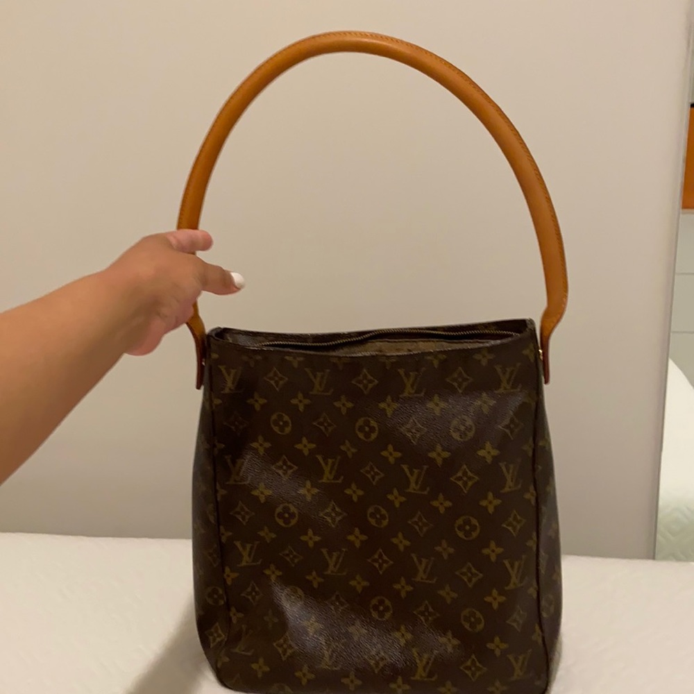 Authentic vintage LV bag excellent condition